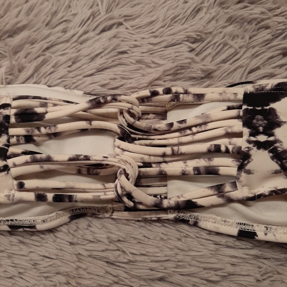 Arizona Jeans Co Bandeau Swim Top Size Large - Picture 4 of 7